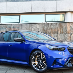 BMW 320i (2021)